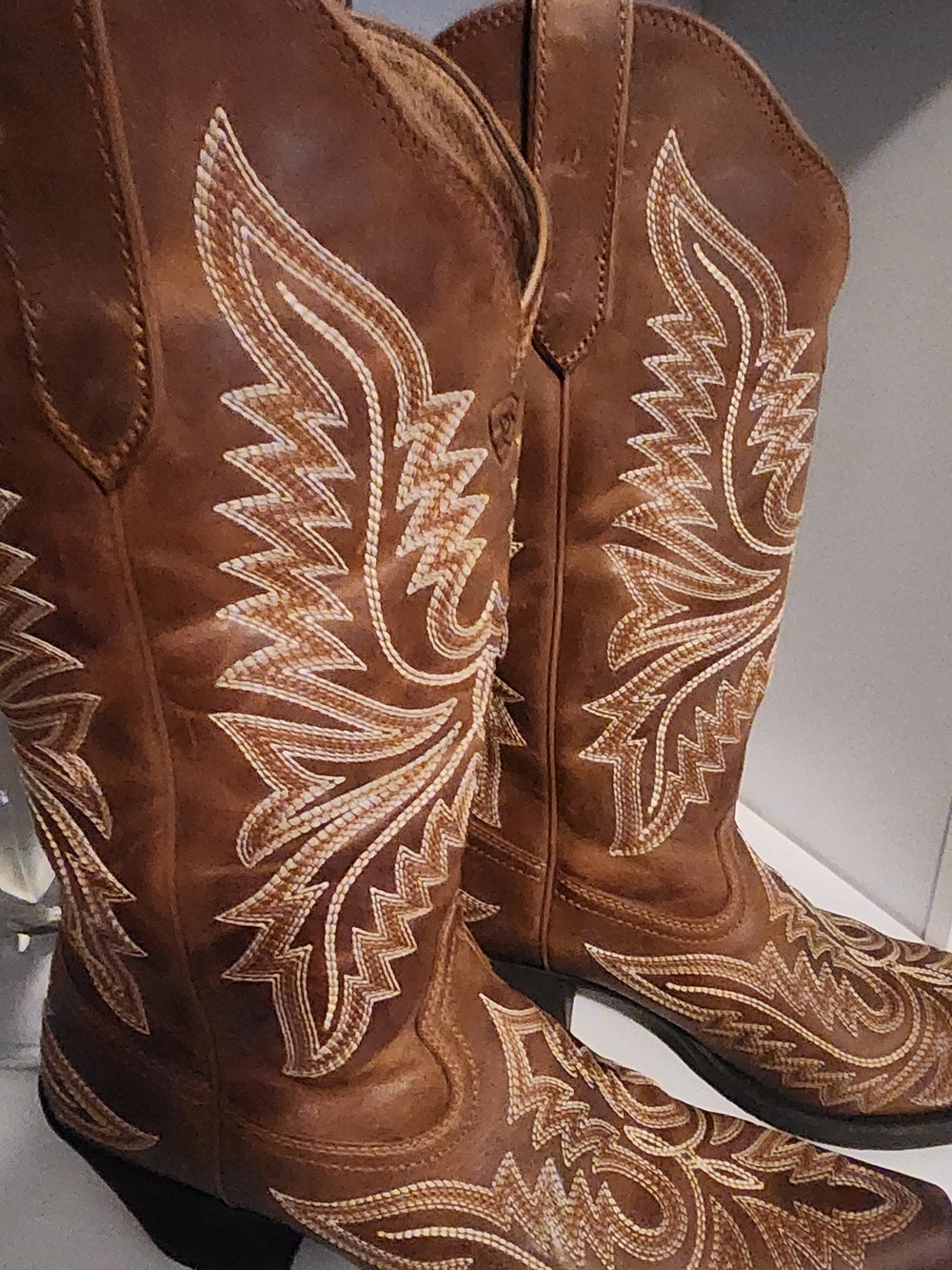 Ariat Tan Western Embroidered Heeled Boots - Picture 2 of 5